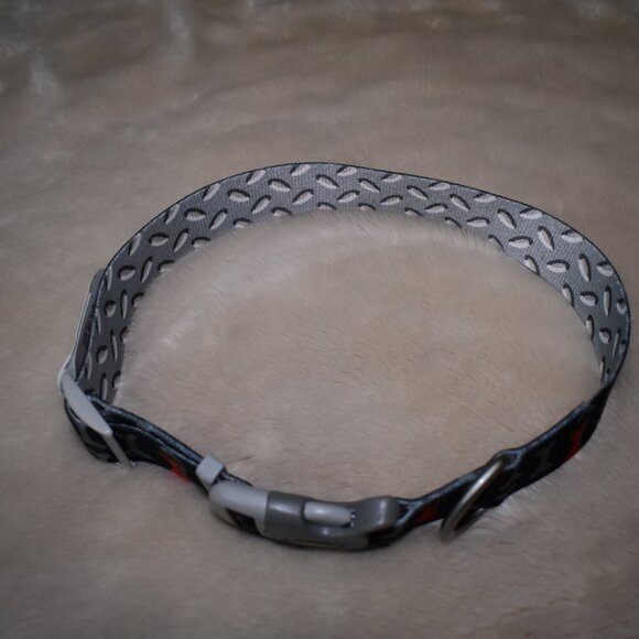 Sublime Large Dog Collar - Dog Bone Print -18"-26" - Picture 2 of 6